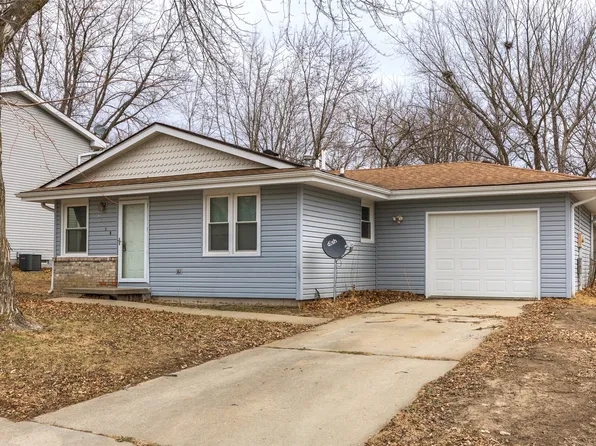 1270 Hardin Dr, Carlisle, IA 50047