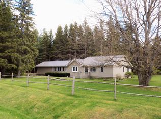 18401 Carter Rd, Atlanta, MI 49709