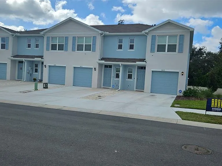 4649 Pleasant Ave — Photo 2