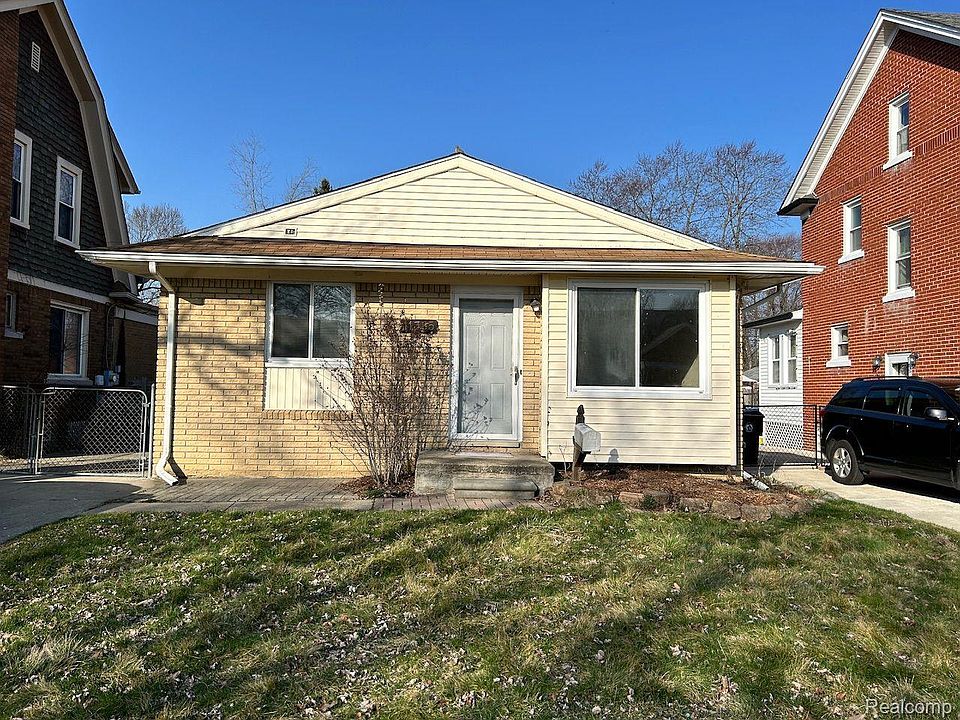 1st image of 11385 Rockland