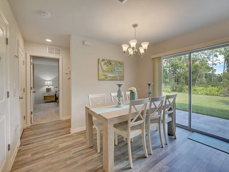23380 Rosewood Ave — Photo 4
