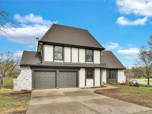 8176 NW Twin Oaks Dr, Kansas City, MO 64151