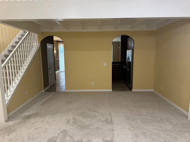 34314 Tuscany Ave — Photo 3