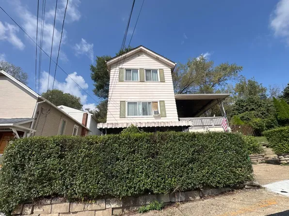 719 Thompson St, Turtle Creek, PA 15145