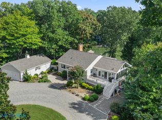 1922 Taylors Creek Rd, Weems, VA 22576
