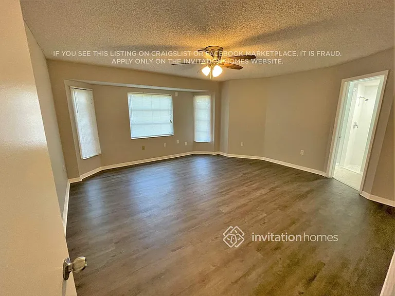 21224 Alderson Ave — Photo 8