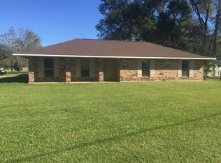 7450 Thames Dr, Denham Springs, LA 70706