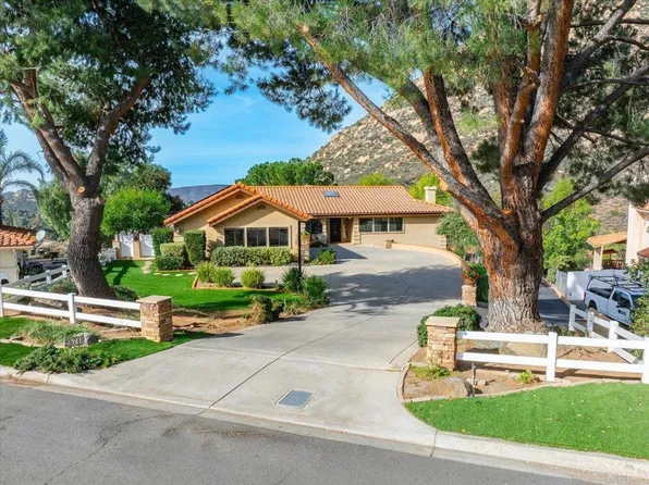 25710 Caryn Ct, Ramona, CA 92065