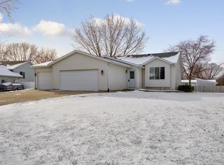 200 Autumn Dr, Owatonna, MN 55060
