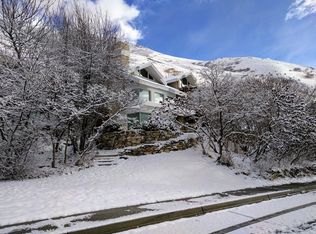 2020 Spring Oaks Dr, Springville, UT 84663