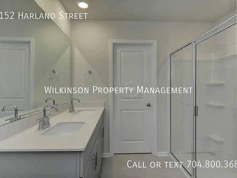 1152 Harland St — Photo 22
