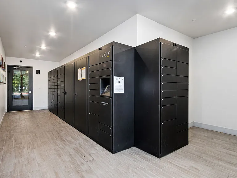 Cycle Apartments — Photo 23