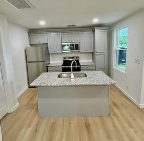 247 E Fort Dade Ave #247 — Photo 2