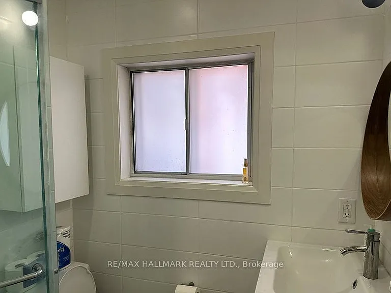 595 Saint Clair Ave W #11 — Photo 14