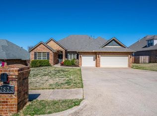 2825 Asheforde Pl, Edmond, OK 73034