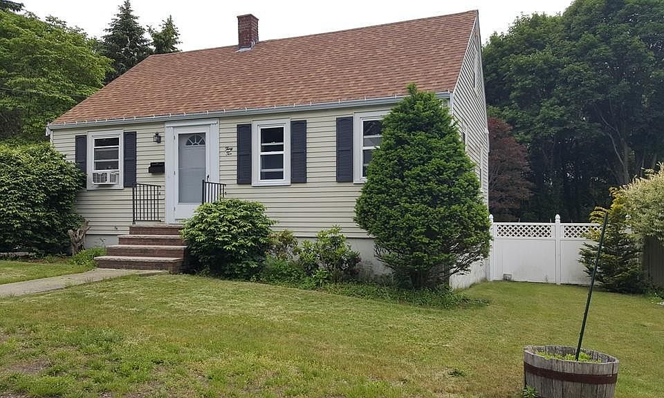 1st image of 32 Soper Ave