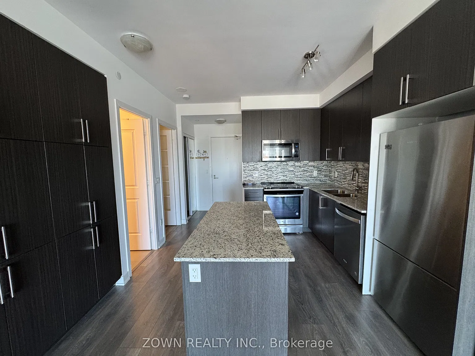 3 bed, $3,250 — Photo 4