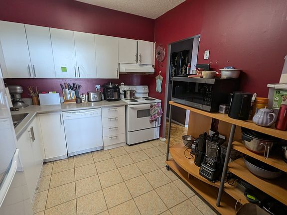 5th image of 1297 Marlborough Ct #1907