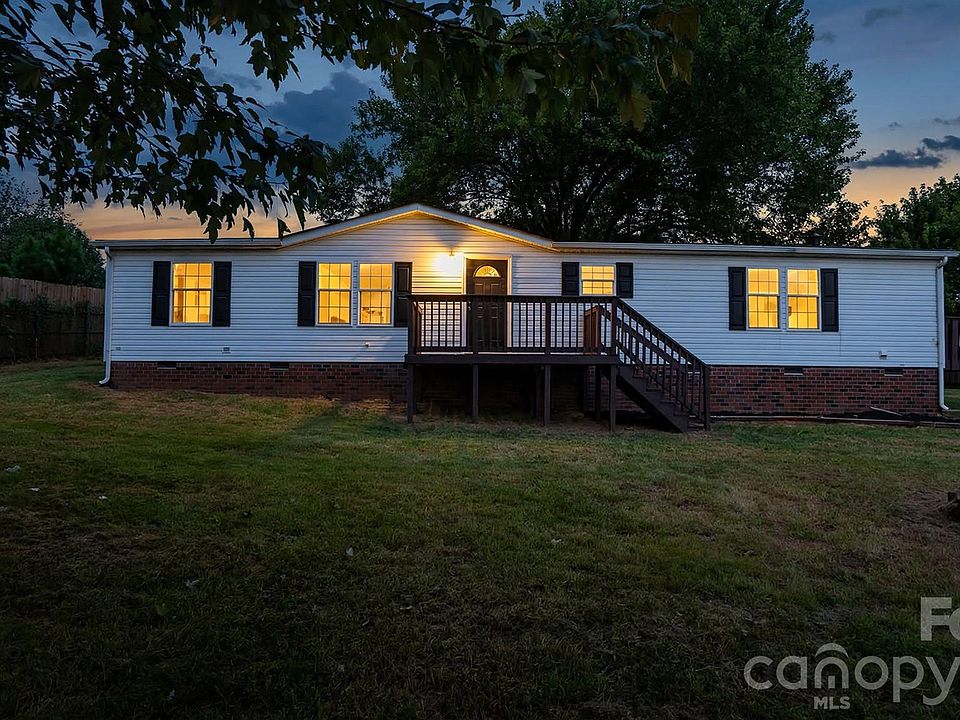 1st image of 492 Bethlehem Rd