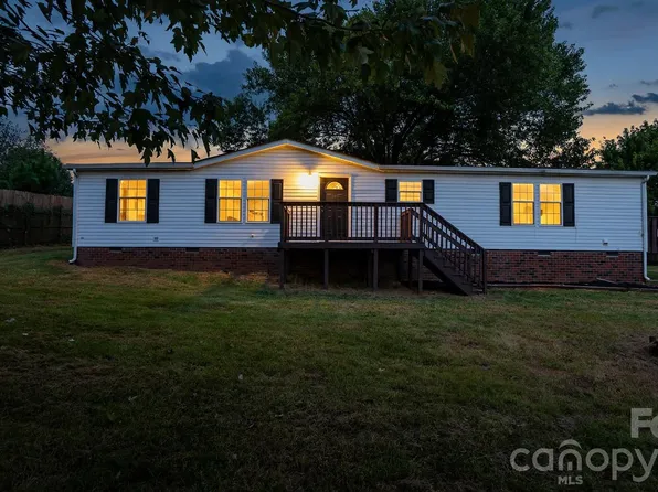 492 Bethlehem Rd, Statesville, NC 28677