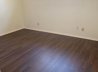 421 Cousins Ln #B, Arlington, TX 76012