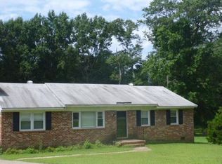 2820 Ionis Ln, Midlothian, VA 23112