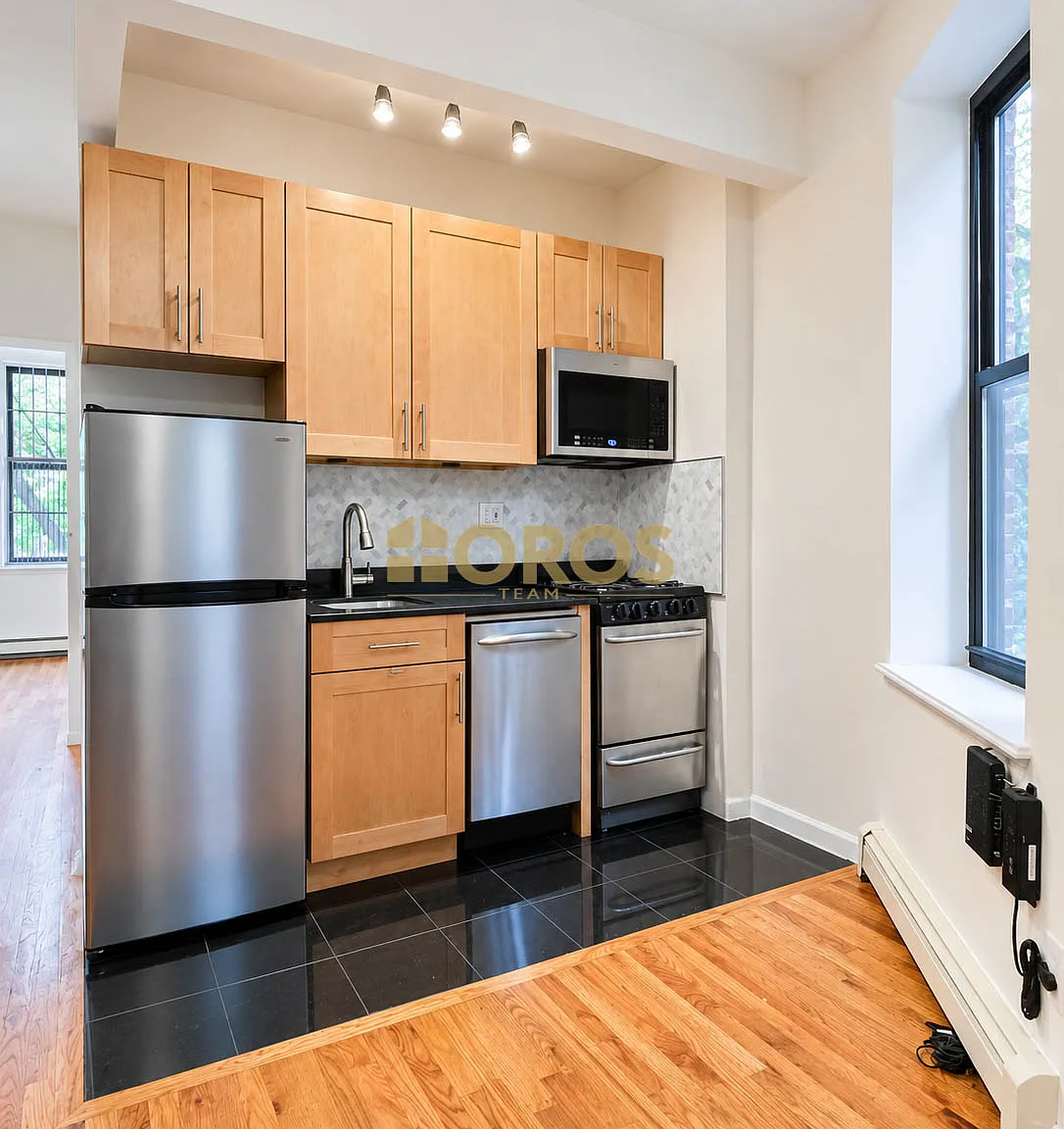 200 East 7th Street — Photo 1