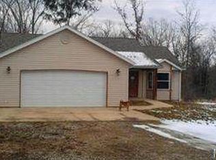 26412 Sunshine Ln, Laquey, MO 65534