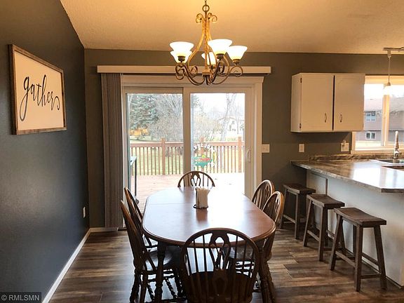 5th image of 1525 Oxford Ln