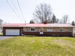 6993 Lake Shore Rd, Derby, NY 14047