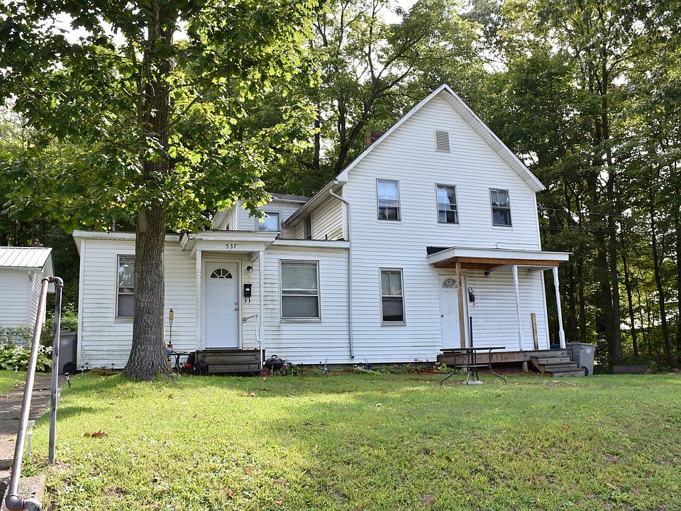 1st image of 537 Baldwin St #11
