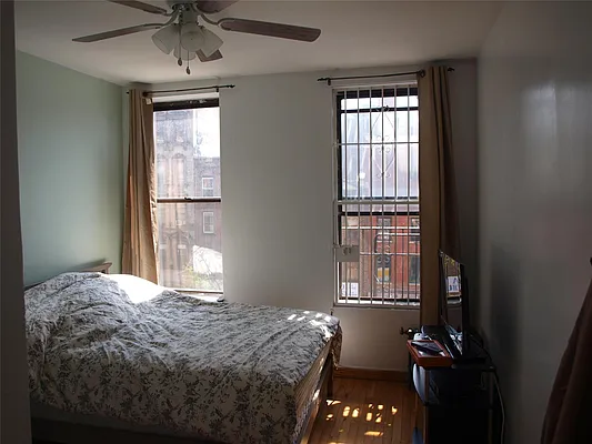 Rented by Douglas Elliman | media 10