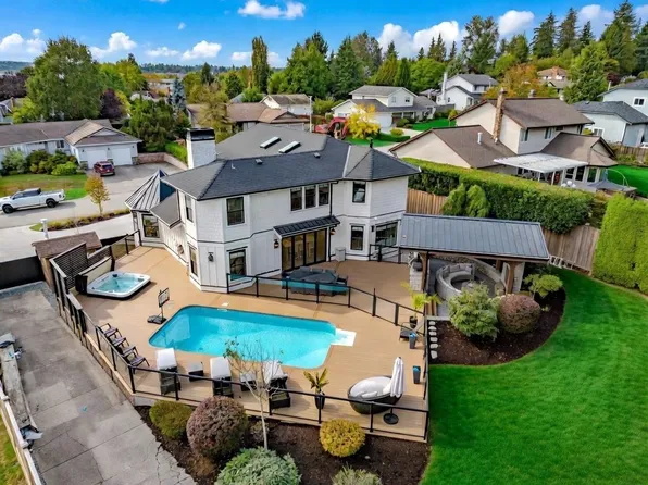 5478 182nd St, Surrey, BC V3S 7Z3