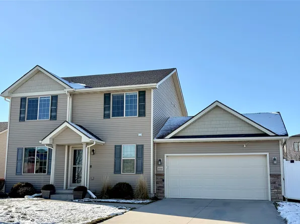 3502 Horton Cir, Clive, IA 50325