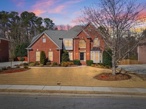 466 Middleton Pl, Grayson, GA 30017