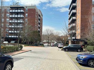 1666 Bell Blvd #719, Bayside, NY 11360