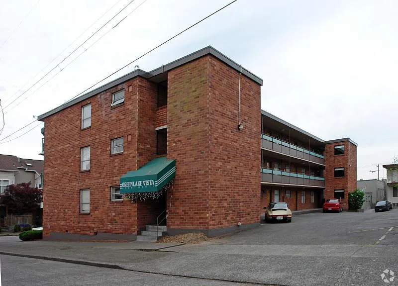 1 bed, 1000 sqft, $1,695 — Photo 2