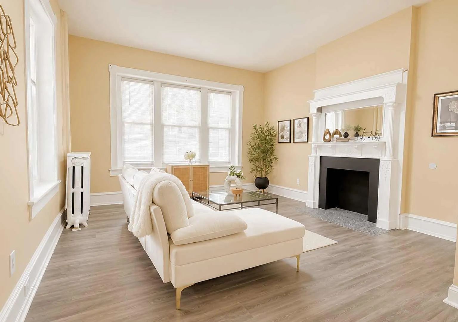 6 bed, 2620 sqft, $4,800 — Photo 4
