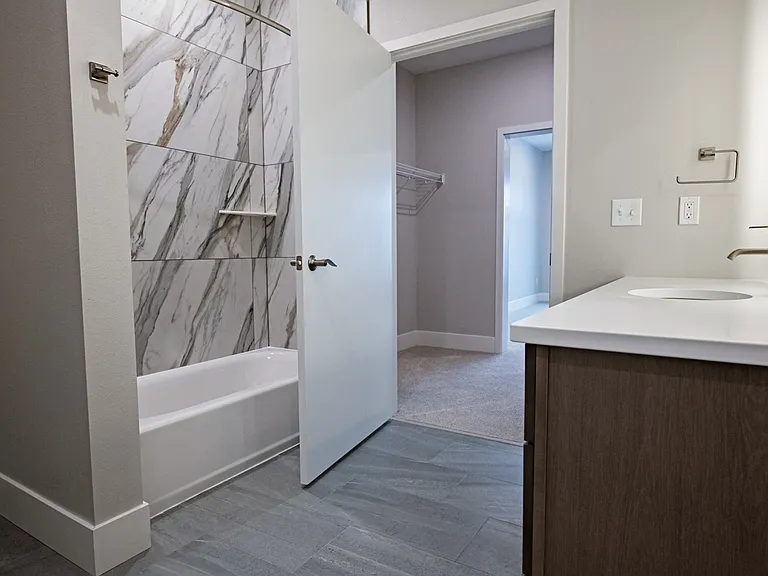 60 Main St #233 — Photo 15