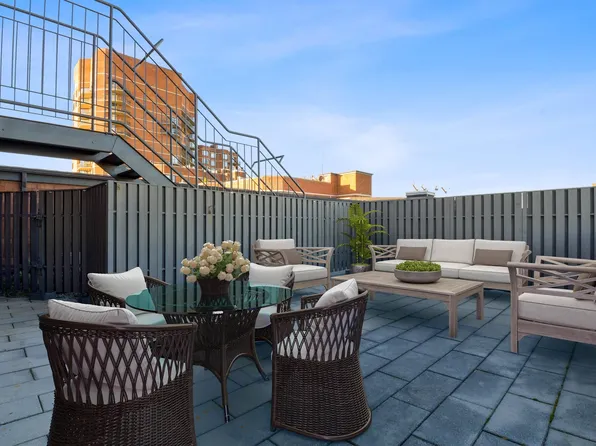1209 Harmon Cv, Secaucus, NJ 07094