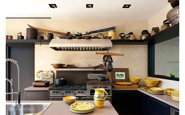 Sold by Douglas Elliman | media 26