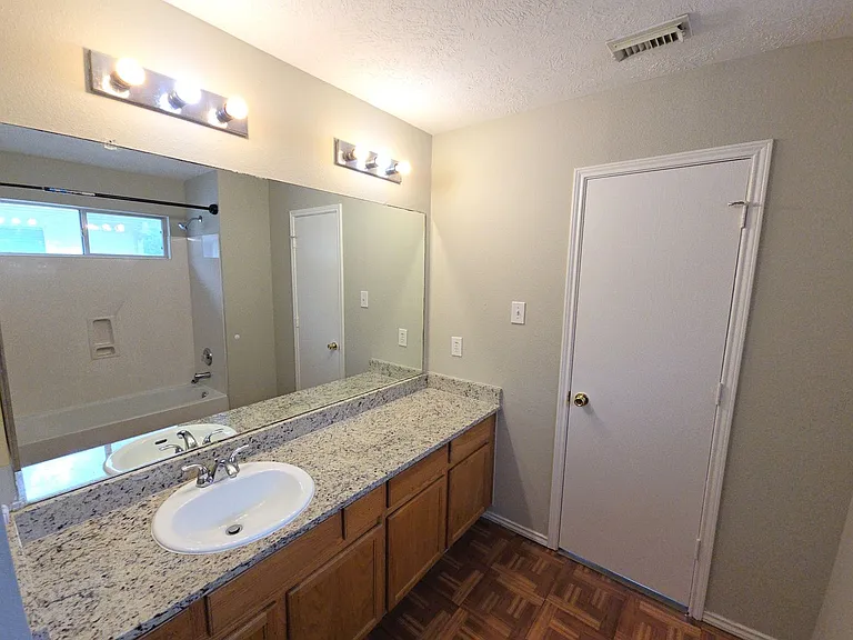 21802 Westfield Ridge Dr — Photo 26