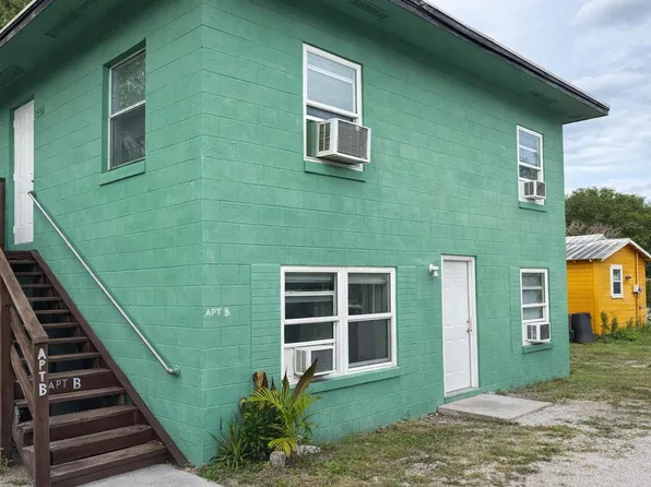 2206 Delaware Avenue, Fort Pierce, FL 34950