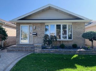 7051 W 64th Pl, Chicago, IL