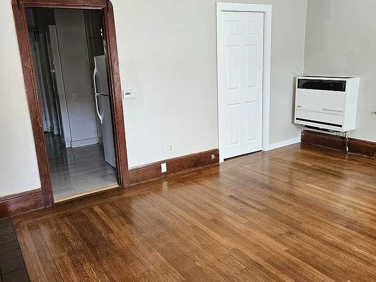 677 39th St #677 — Photo 3