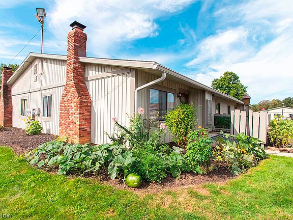 3rd image of 2685 Mull Ave #16-A