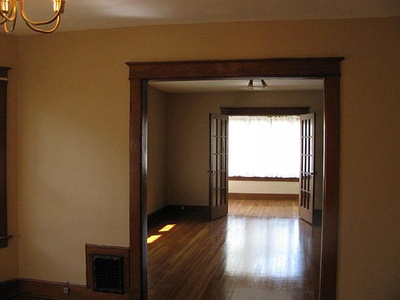 4th image of 26 James St