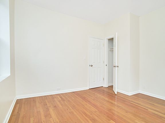 4th image of 3410 84th St APT E1