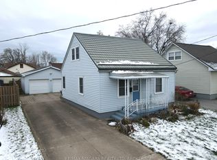 207 Gilmore Rd, Fort Erie, ON L2A2M2