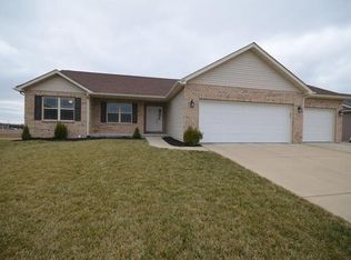 849 Tanzanite Ln, Mascoutah, IL 62258